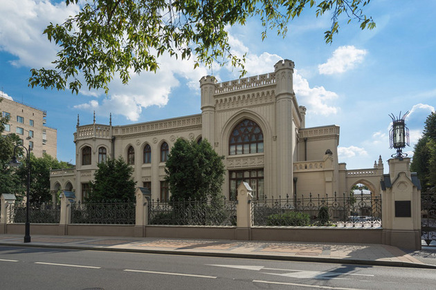 Фото - экскурсия: Готика Патриарших прудов